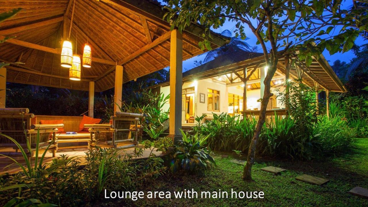 Carik Tangis Boutique Homestay ジャティルウィ エクステリア 写真